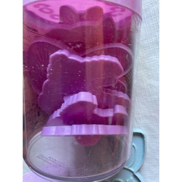 Vintage Christmas Thanksgiving Easter Holiday Cookie Cutter Set Plastic - Picture 10 of 16